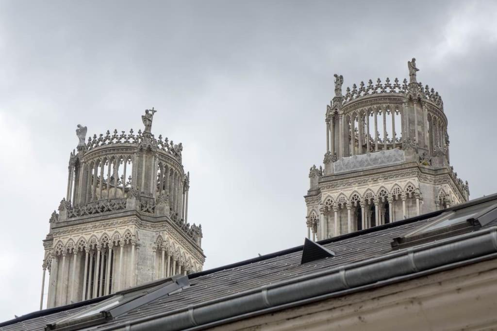 דירות אורליאן Charmant Studio Vue Cathedrale Quartier Historique מראה חיצוני תמונה